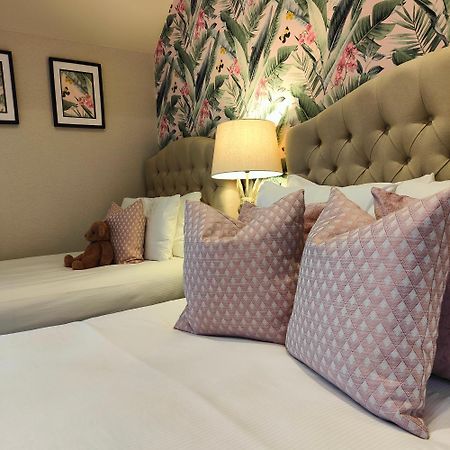Bed and Breakfast The Corner House Лоустофт Экстерьер фото