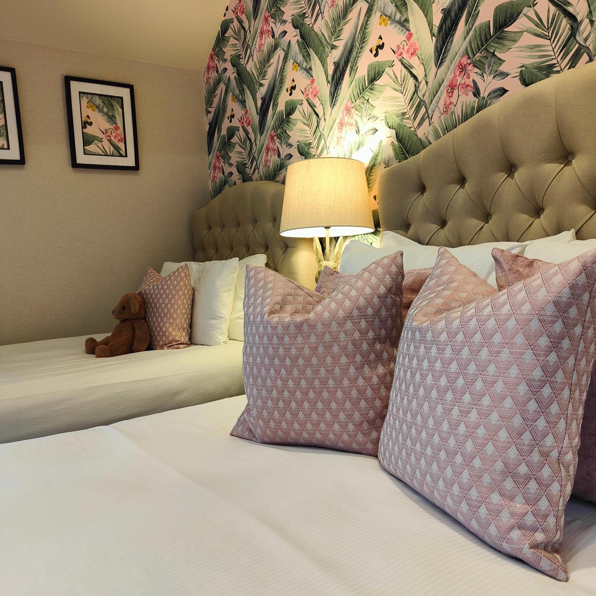 Bed and Breakfast The Corner House Лоустофт Экстерьер фото