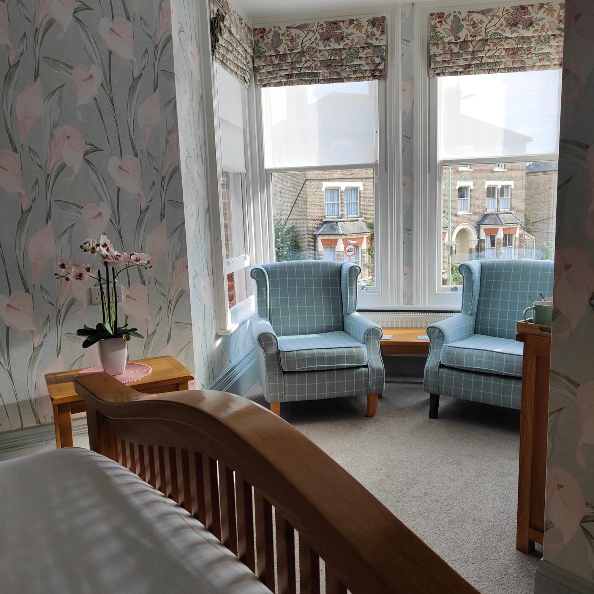 Bed and Breakfast The Corner House Лоустофт Экстерьер фото